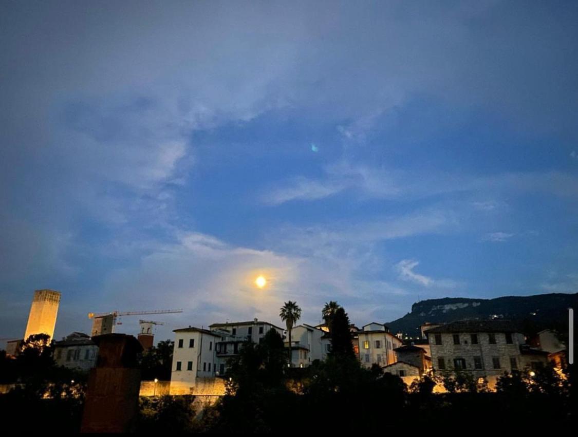 Mini Appartamento "Il Nido Del Picchio" อัสโกลีปิเชโน ภายนอก รูปภาพ